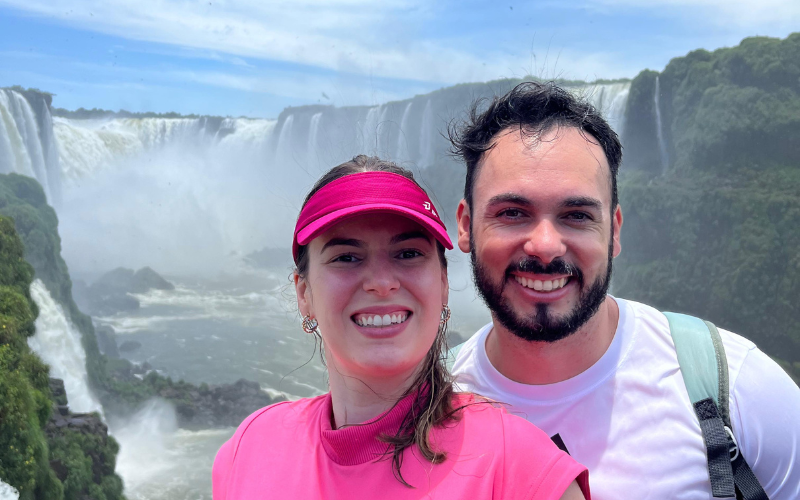 casal nas cataratas